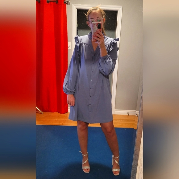 Womance dress - Picture 1 of 3